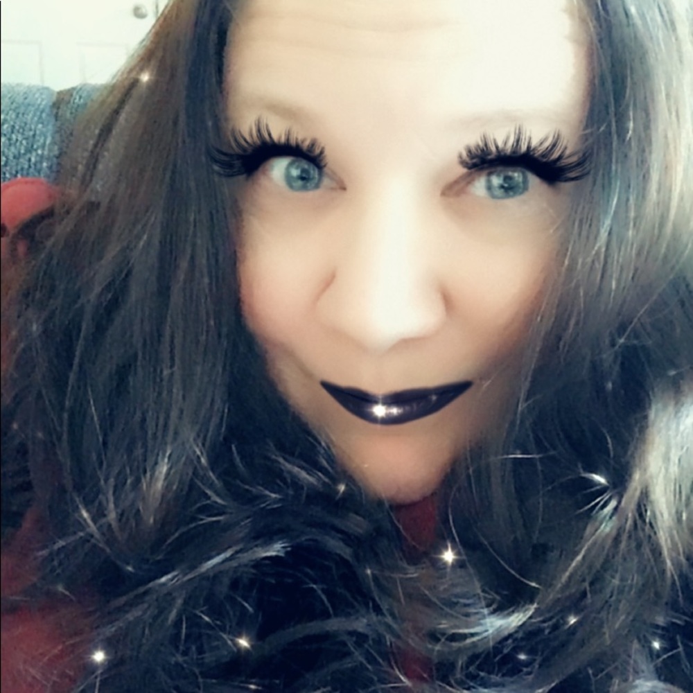 Meet your Posher, Betty lou